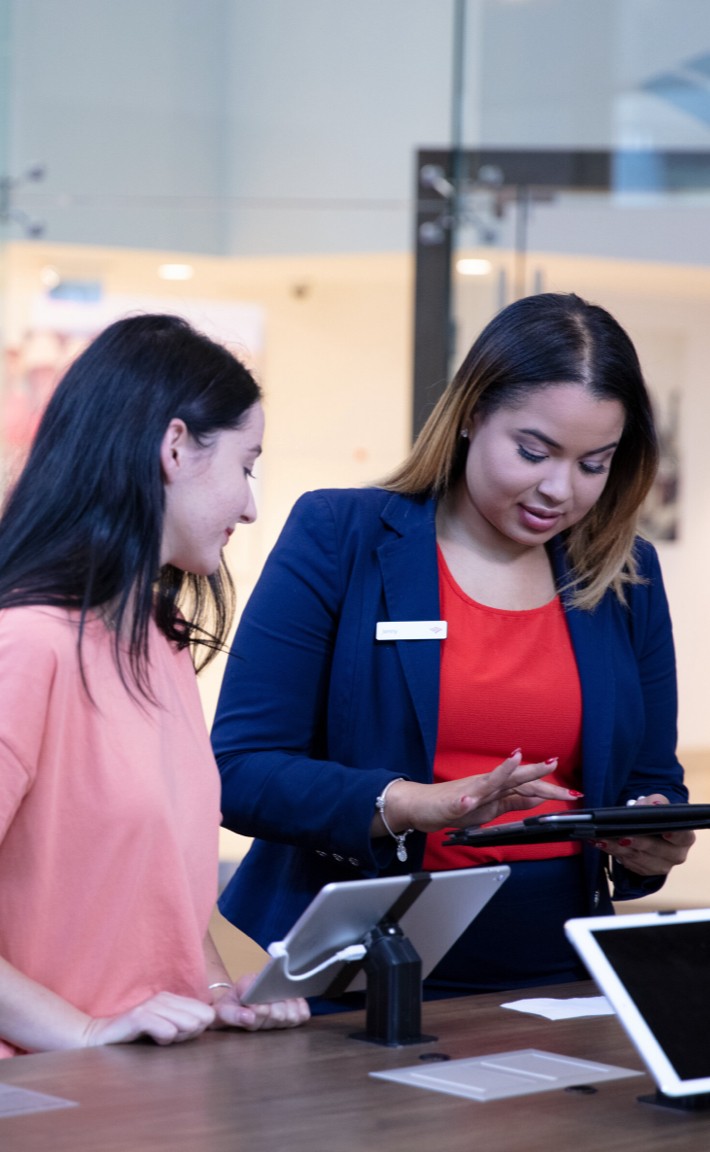 consumer & small bus hero image